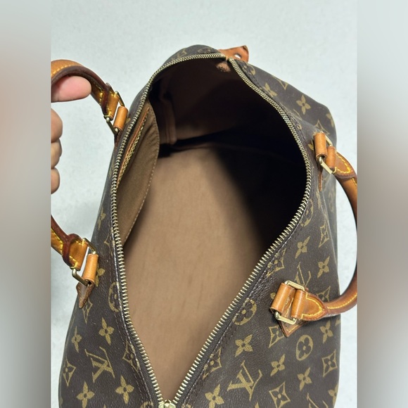 Louis Vuitton Speedy 35 Monogram Canvas Leather - Picture 13 of 16